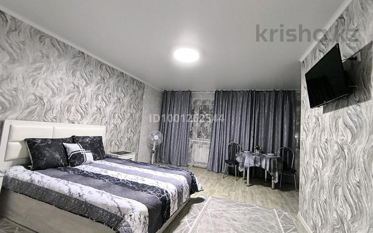 1-комнатная квартира · 30 м² · 3 этаж, Аль фараби 100 — Детский мир,Центр,Атриум,Акимат,ЦУМ,Март,Жд вокзал,Французский центр за 2 000 〒 в Костанае — фото 2