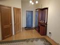 3-комнатная квартира, 110 м², 7/10 этаж помесячно, Азербайжана Мамбетова за 280 000 〒 в Астане, Сарыарка р-н — фото 8