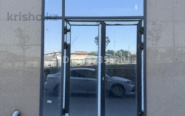Свободное назначение, офисы, магазины и бутики, общепит, салоны красоты, медцентры и аптеки, образование, развлечения · 110 м² за 55 млн ₸ в Шымкенте, Аль-Фарабийский р-н — фото 2
