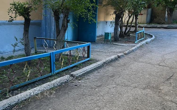 4-бөлмелі пәтер · 90 м² · 1/5 қабат, Карагандинская 46, бағасы: 13 млн ₸ в Темиртау — фото 2