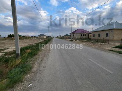Участок · 10 соток, Хамитбек Манабаев 6-Б — Көркем, магазин продуктов за 1.7 млн ₸ в Махамбетах