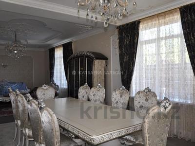 6-комнатный дом помесячно, 350 м², 11 сот., 7-я линия за 2 млн 〒 в Алматы, Бостандыкский р-н