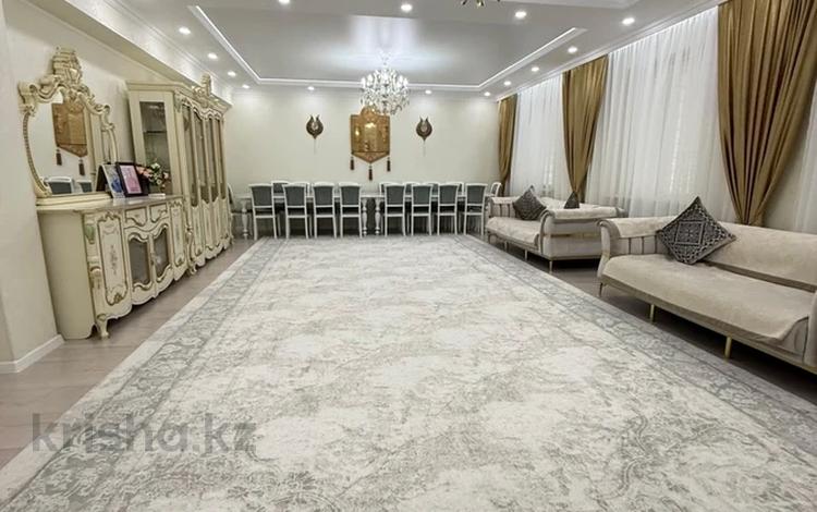 7-комнатная квартира · 270 м² · 9/9 этаж, 19-й мкр 27 за 110 млн ₸ в Актау — фото 2