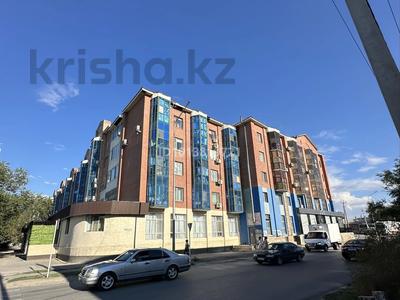 2-комнатная квартира · 75 м² · 5/5 этаж, Жк Меруерт — Жк Меруерт возле старого базара за 20 000 ₸ в 