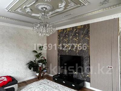 Продажа домов и дачи в Алматинской обл.: Отдельный дом · 8 комнат · 200 м² · 8 сот., Атамекен 30 — Сейдалиева за 60 млн 〒 Отдельный дом · 8 комнат · 200 м² · 8 сот., Атамекен 30 — Сейдалиева за 60 млн 〒 в Казцик