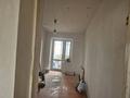 3-комнатная квартира · 57 м² · 9/9 этаж, 6й микрорайон, Строителей 25 за 14 млн ₸ в Караганде, Казыбек би р-н — фото 6