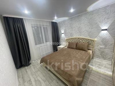 3-комнатная квартира · 74 м² · 2/5 этаж, К.Аманжолова 49/1 — Остановка Гагарина за 30 000 〒 в Уральске