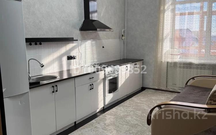 1-бөлмелі пәтер · 46.9 м² · 4/5 қабат, 7-й микрорайон, 7 микрорайон 1, бағасы: 200 000 ₸ в Костанае — фото 2