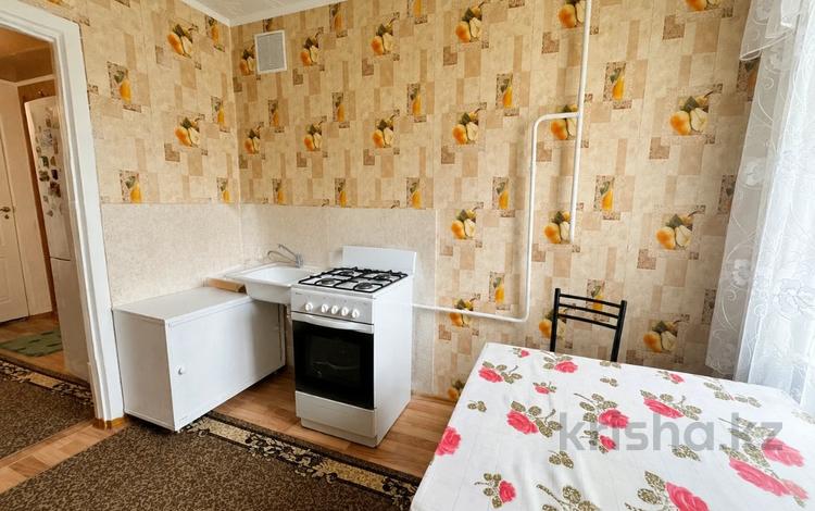 5-бөлмелі пәтер · 84.9 м² · 2/6 қабат, Абая, бағасы: 30 млн ₸ в Костанае — фото 2