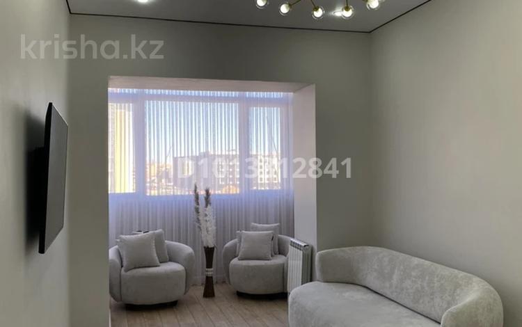 1-бөлмелі пәтер · 50 м² · 4/9 қабат, мкр. Алтын орда, Мангилик Ел участок 16Д, бағасы: 27 млн ₸ в Актобе — фото 2