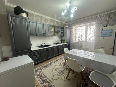 2-комнатная квартира, 70 м², 5/9 этаж, мкр. Алтын орда за 25.5 млн 〒 в Актобе, мкр. Алтын орда