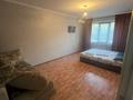 1-комнатная квартира · 50 м² · 2/5 этаж, Бульвар Гагарина 22 за 10 000 ₸ в Усть-Каменогорске, Ульбинский — фото 2