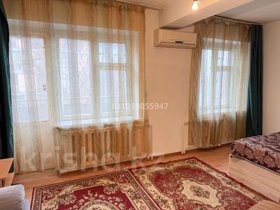 1-комнатная квартира · 38 м² · 5/5 этаж, мкр Орбита-3, Басенова 27 за 250 000 ₸ в Алматы, Бостандыкский р-н