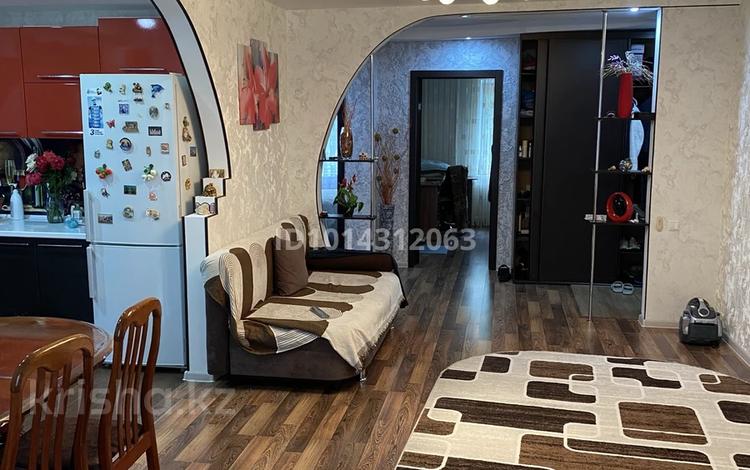 3-комнатная квартира · 64 м² · 2/5 этаж, Мухита 99 — Центр за 27 млн ₸ в Уральске, мкр Школьник — фото 40