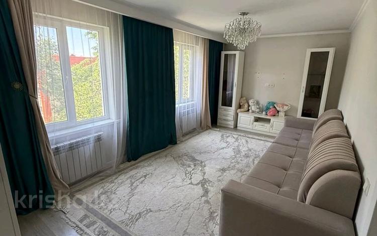 3-бөлмелі пәтер · 58 м² · 4/5 қабат, мкр Аксай-1, бағасы: 300 000 ₸ в Алматы, Ауэзовский р-н — фото 2