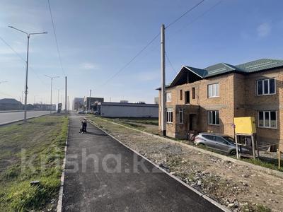 Свободное назначение, офисы, магазины и бутики, склады, общепит, салоны красоты, сельское хозяйство, бани, гостиницы и зоны отдыха, фитнес и спорт, медцентры и аптеки, образование, развлечения, конференц-залы, кабинеты и рабочие места, студии · 350 м² за 450 000 〒 в Шымкенте, Каратауский р-н