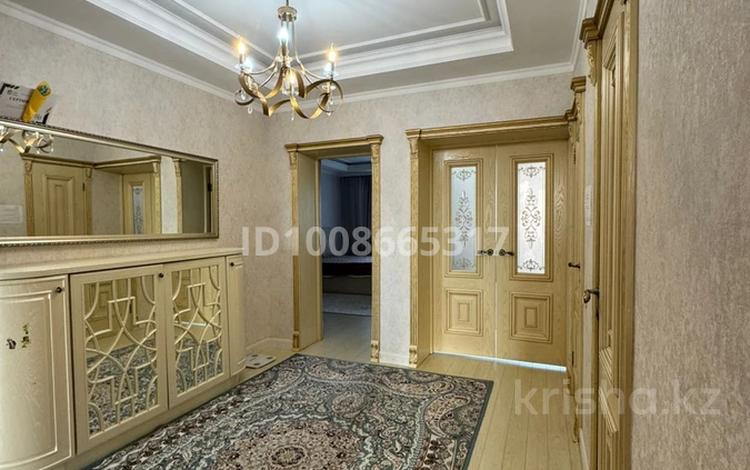3-бөлмелі пәтер · 101.3 м² · 5/9 қабат, Сабатаева 82, бағасы: 50 млн ₸ в Кокшетау — фото 3