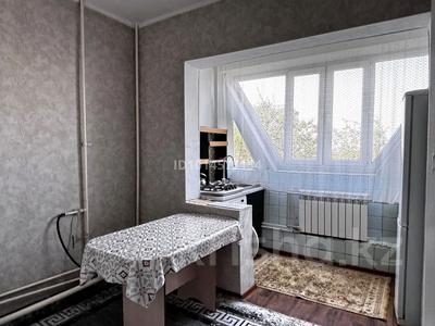 3-комнатная квартира · 65 м² · 6/9 этаж, мкр Аксай-1 23 за 320 000 ₸ в Алматы, Ауэзовский р-н