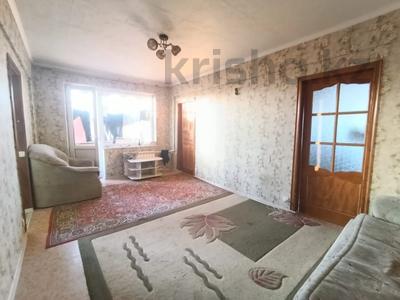 3-комнатная квартира · 50 м² · 5/5 этаж, Новаторов 11 за 16.5 млн 〒 в Усть-Каменогорске
