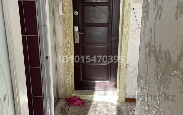 3-комнатная квартира · 59.2 м² · 1/5 этаж, Жамбула 77 — Жамбула-Айталиева за 180 000 ₸ в Уральске — фото 2