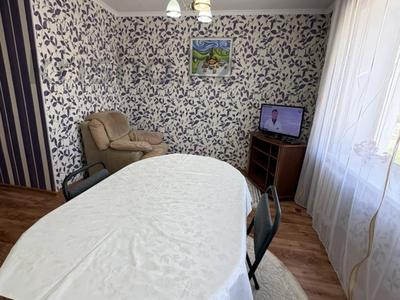4-бөлмелі пәтер · 72 м² · 3/6 қабат, абылайхана 14, бағасы: 24.5 млн ₸ в Кокшетау