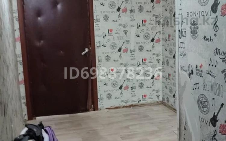 2-комнатная квартира · 48 м² · 2/2 этаж, 5в микрорайон 144 — Напротив горгаза двухэтажные дома за 4.8 млн ₸ в Житикаре — фото 2