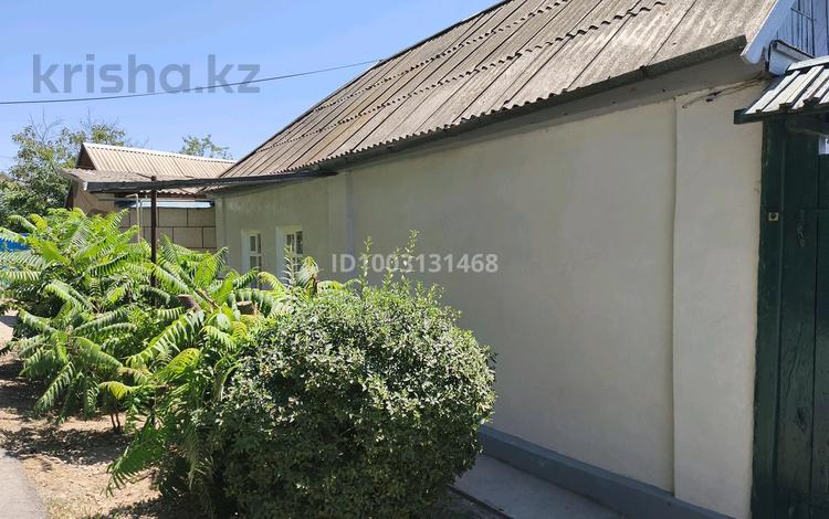 Отдельный дом · 4 комнаты · 100 м² · 7.5 сот., мкр Акбулым, Рощинская 23 — Район Гранд базара за 18 млн 〒 в Таразе — фото 3