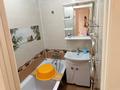 3-комнатная квартира · 60 м² · 5/5 этаж, Жукова за 170 000 ₸ в Уральске — фото 2