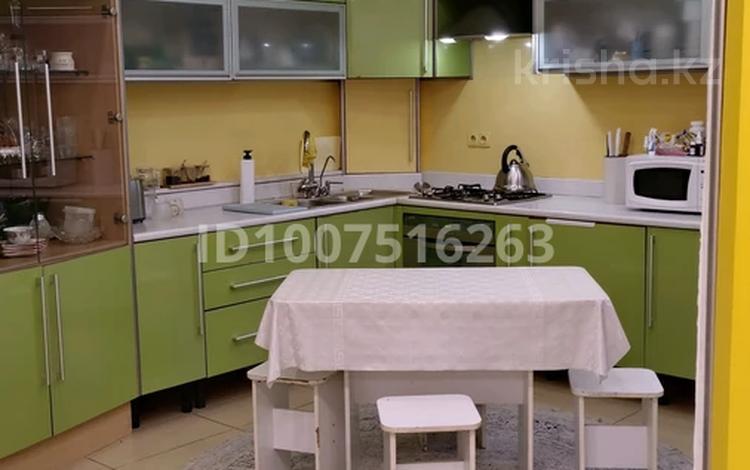 2-комнатная квартира · 70 м² · 8/9 этаж, Б. Момушулы 18 за 270 000 ₸ в Астане, Алматы р-н — фото 2