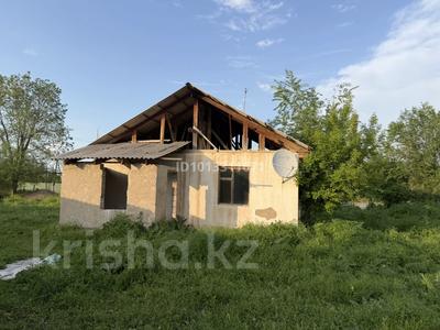 Жеке үй · 4 бөлме · 80 м² · 25 жүзд., Тұратай 36 — Бастауыш мектеп пен балабақшаның қасында, бағасы: 8.9 млн ₸ в Каракастеке