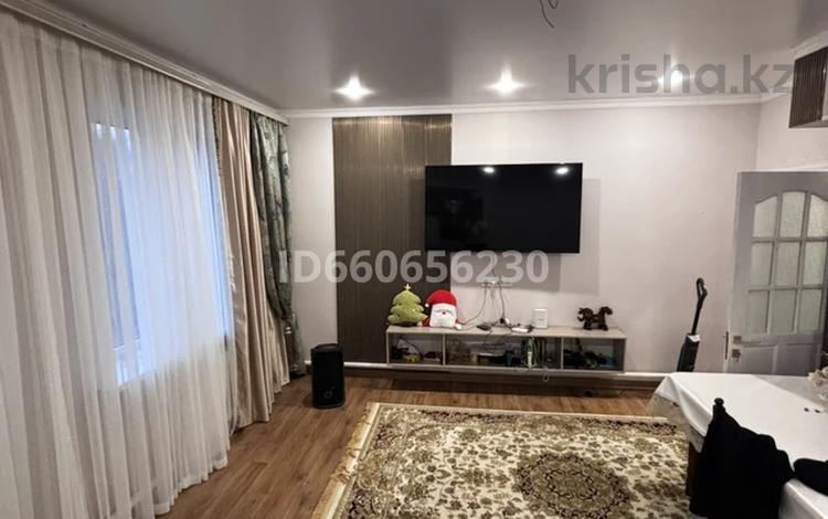 Үйдің бір бөлігі · 3 бөлме · 70 м², Даркенбай 1, бағасы: 26 млн ₸ в  — фото 12
