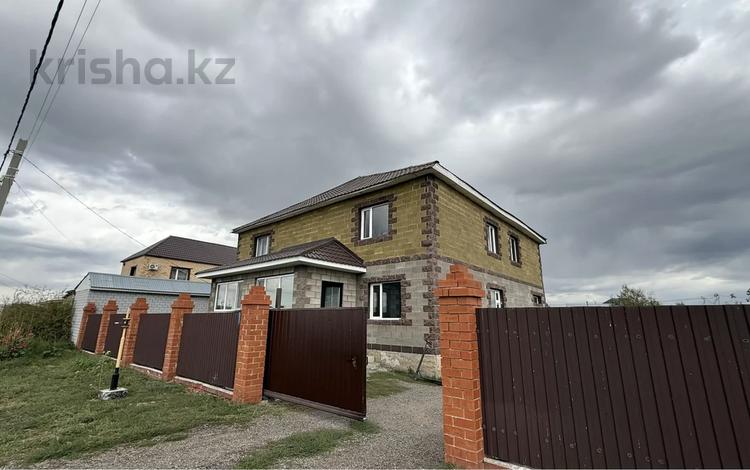 Отдельный дом · 4 комнаты · 240 м² · 10 сот., Сатбаев за 42 млн ₸ в Караоткеле — фото 2