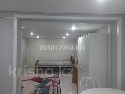 Дом · 1 комната · 18 м², Габдулла тукая 83 — Налоговая за 5 000 〒 в Уральске