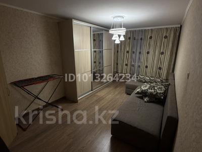 1-комнатная квартира · 30 м² · 1/4 этаж, мкр №5 за 15 000 ₸ в Алматы, Ауэзовский р-н
