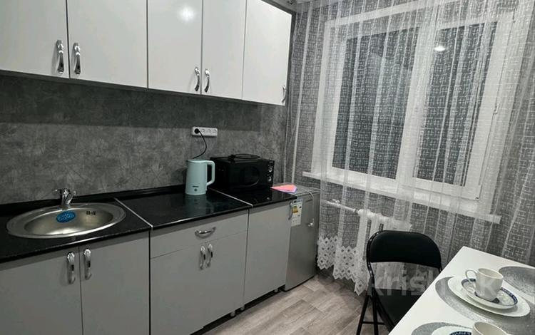 1-комнатная квартира · 32 м² · 2/5 этаж, 7 мик за 12 000 ₸ в Темиртау — фото 3
