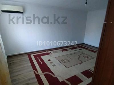 Жеке үй · 2 бөлме · 80 м², мкр Балауса, Хайретдина Болғанбайұлы 46, бағасы: 100 000 〒 в Атырау