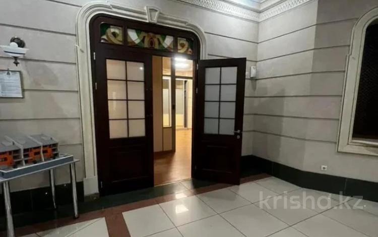 Свободное назначение, офисы • 350 м² за 4.6 млн 〒 в Алматы — фото 16