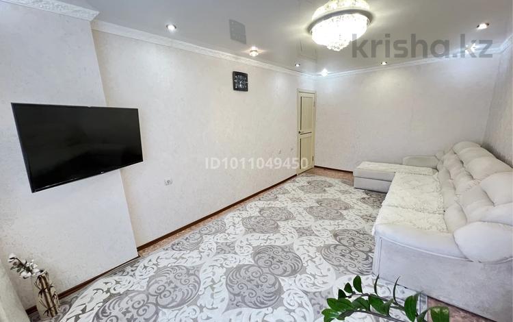 3-комнатная квартира · 74.4 м² · 4/5 этаж, Кизатова 3 н — Бывший ПВВУ, Сити молл, Мечеть, 3 поликлиника за 32 млн ₸ в Петропавловске — фото 2
