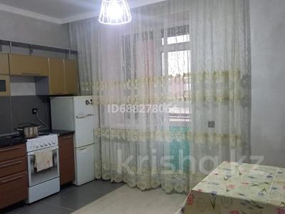 2-бөлмелі пәтер, 62 м², 8/12 қабат ай сайын, Тауелсиздик 34/9, бағасы: 250 000 〒 в Астане, Алматы р-н