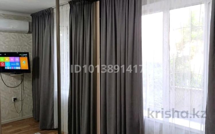 1-комнатная квартира · 35 м² · 1/5 этаж, мкр Самал 19 за 1 500 ₸ в Таразе — фото 11
