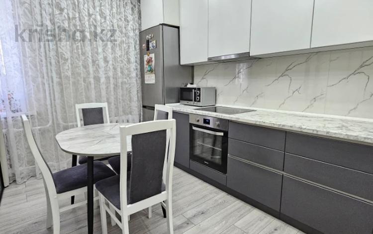 2-комнатная квартира, 54 м², 6/9 этаж, назарбаева