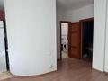 2-бөлмелі пәтер · 70 м² · 2/9 қабат, мкр Сары Арка, Мкрн Сарыарка 40 — Прокуратура/ офис ТШО/ Флагшток, бағасы: 260 000 ₸ в Атырау — фото 3