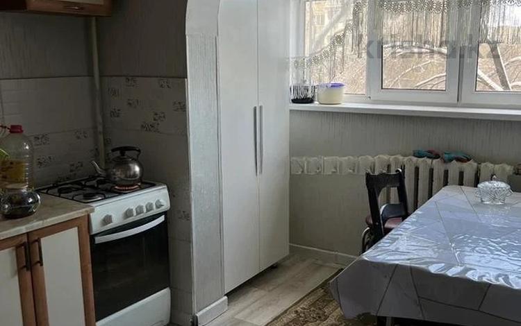 3-бөлмелі пәтер · 70 м² · 3/9 қабат, Ақсай-4 ш/а., Жубанова 6, бағасы: 44.9 млн ₸ в Алматы, Ауэзовский р-н — фото 2