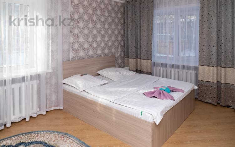 1-комнатная квартира, 30 м², 1/5 этаж посуточно, Интернациональная за 8 000 〒 в Петропавловске — фото 2