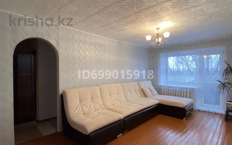 3-комнатная квартира · 55 м² · 5/5 этаж, Майкудук, 12й микрорайон 14 за 14 млн 〒 в Караганде, Алихана Бокейханова р-н — фото 21