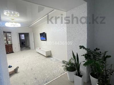 3-бөлмелі пәтер · 110.1 м² · 2/5 қабат, Астана ш/а. 45 — площадь Кадырмырза Али, бағасы: 57 млн ₸ в Уральске, мкр Астана