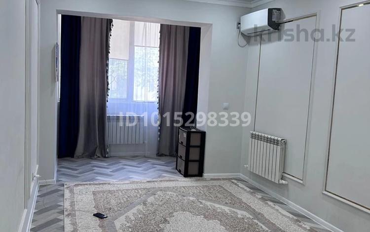 2-комнатная квартира · 72.4 м² · 1/6 этаж, 35-мкр 28 за 160 000 ₸ в Актау — фото 2
