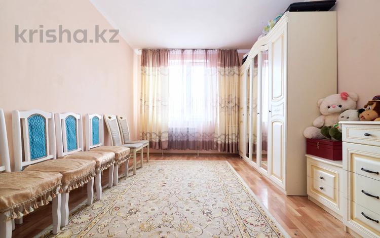 1-комнатная квартира · 70.5 м² · 19/21 этаж, Кенесары 52