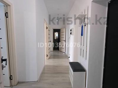 2-комнатная квартира · 60 м² · 10/12 этаж, СТ Монтажник, Р. Кошкарбаева 1140 — Aport Mall East за 250 000 ₸ в 