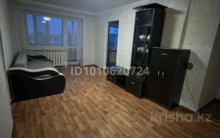 3-комнатная квартира · 56 м² · 5/5 этаж, Пришахтинск, Зелинского 28/2 за 14.5 млн ₸ в Караганде, Алихана Бокейханова р-н — фото 3